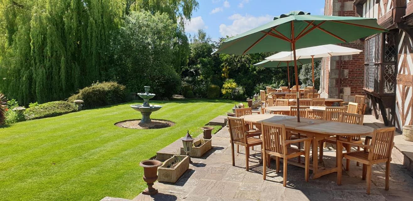 Albright Hussey Manor Hotel Shrewsbury Exterior photo