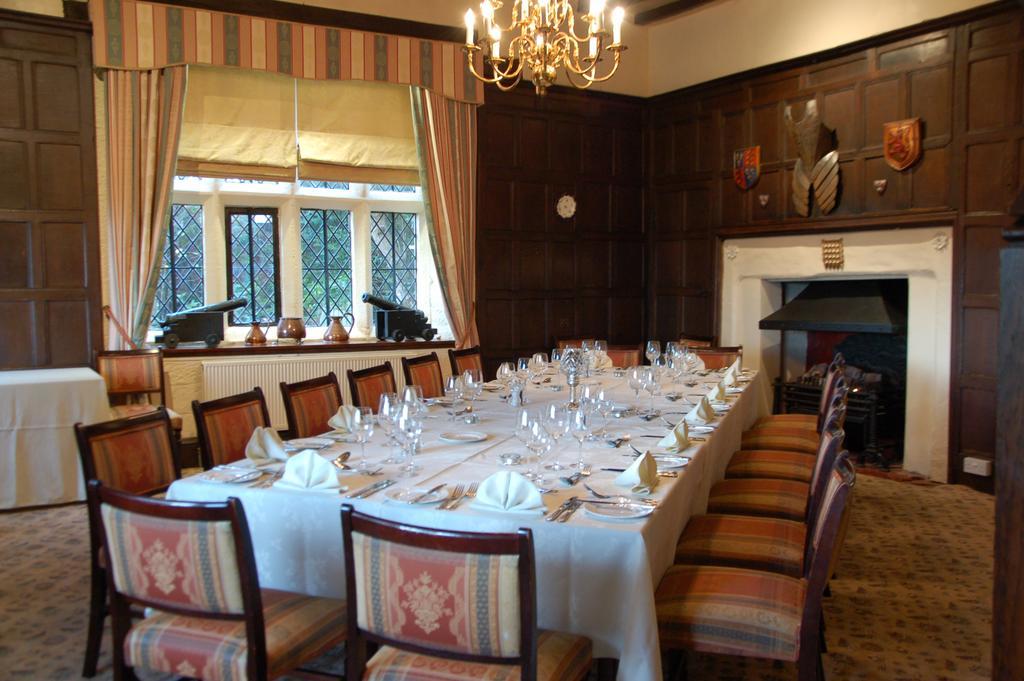 Albright Hussey Manor Hotel Shrewsbury Exterior photo